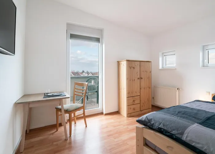 アパートホテル Schweizer ラウプハイム